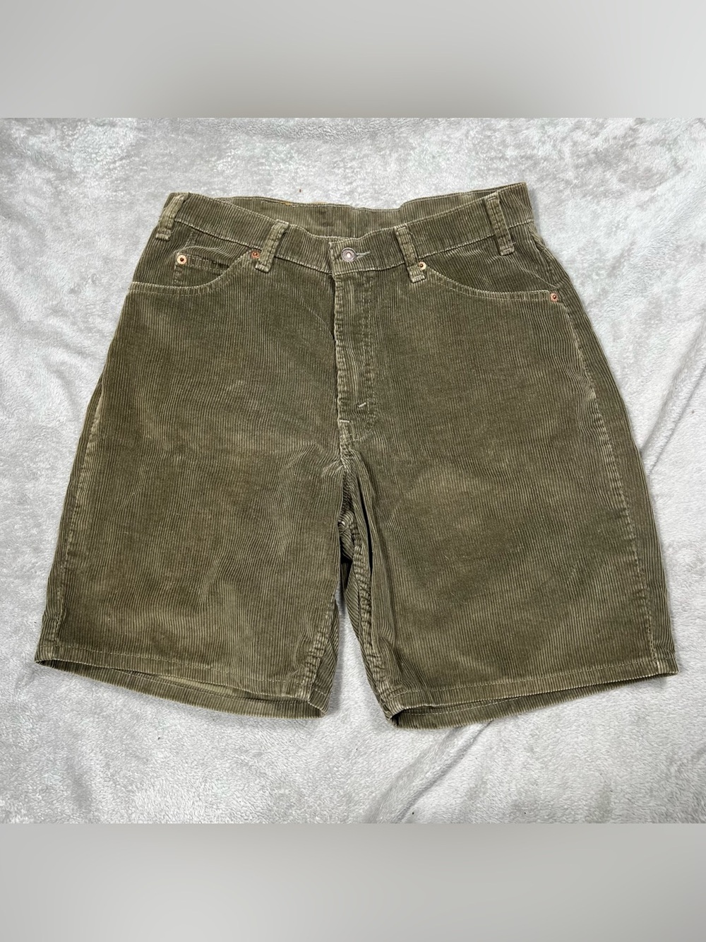 Vintage Levi’s 560 Corduroy Shorts Mens 31 Green Orange Tab USA Made Loose Baggy